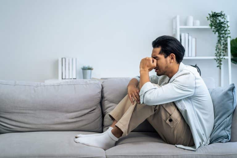 15 Proven Tips to Manage Anxiety Naturally